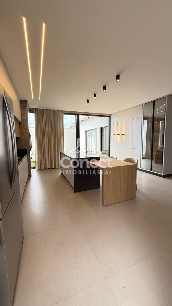 Casa à venda com 3 quartos, 178m² - Foto 3