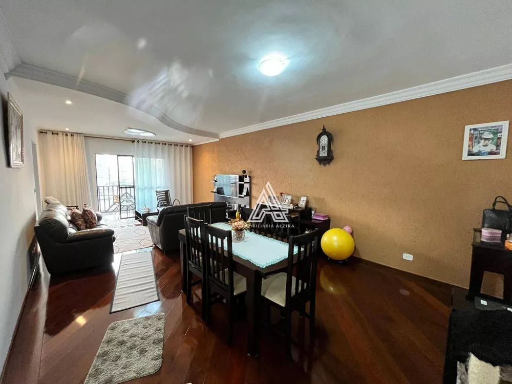 Apartamento à venda com 3 quartos, 110m² - Foto 1