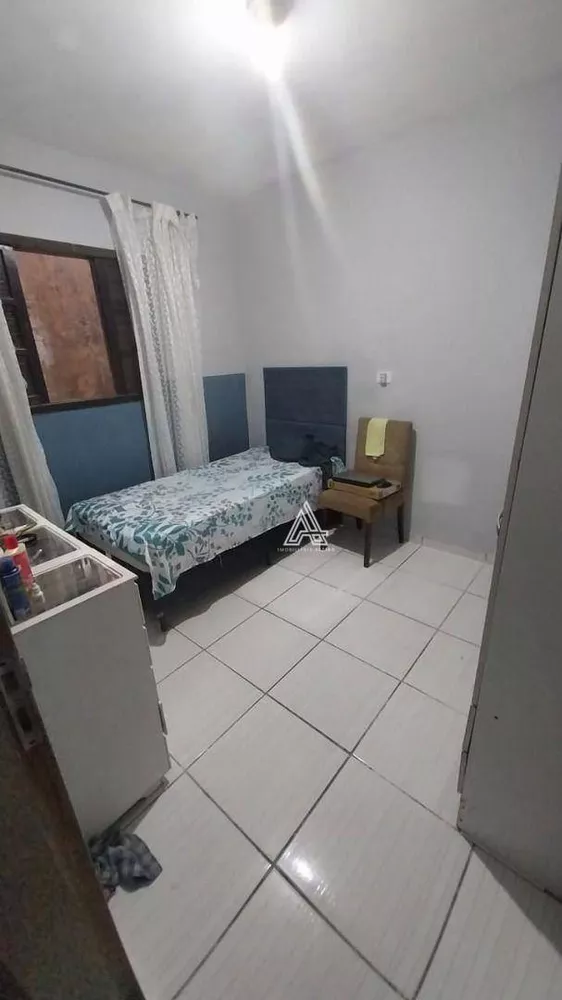 Casa à venda com 3 quartos, 125m² - Foto 1