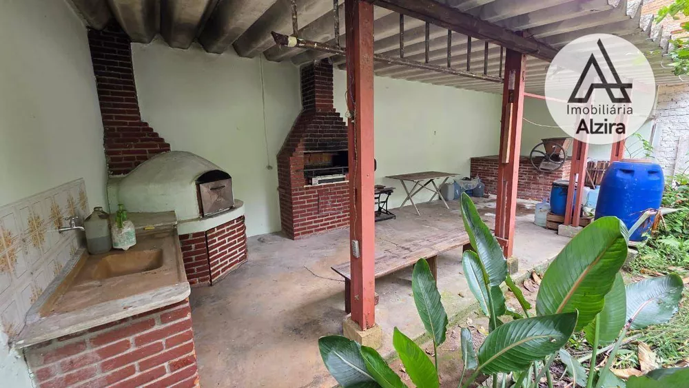 Casa, 3 quartos, 249 m² - Foto 3