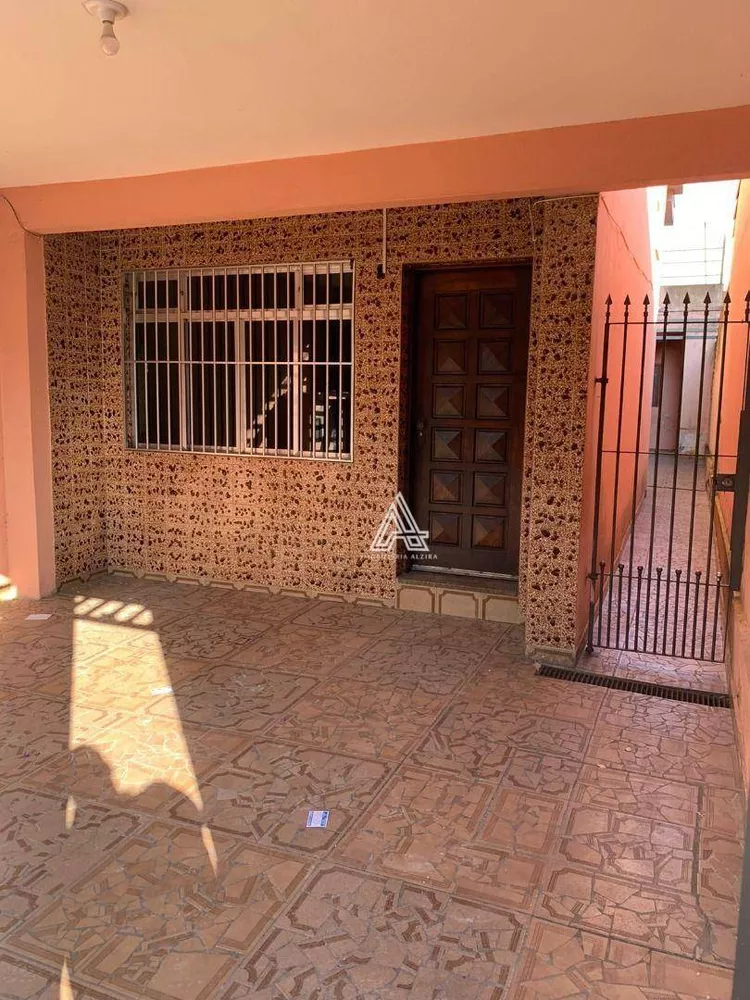 Sobrado à venda com 3 quartos, 160m² - Foto 2