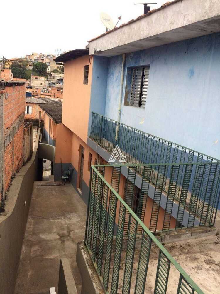 Casa, 5 quartos, 122 m² - Foto 1