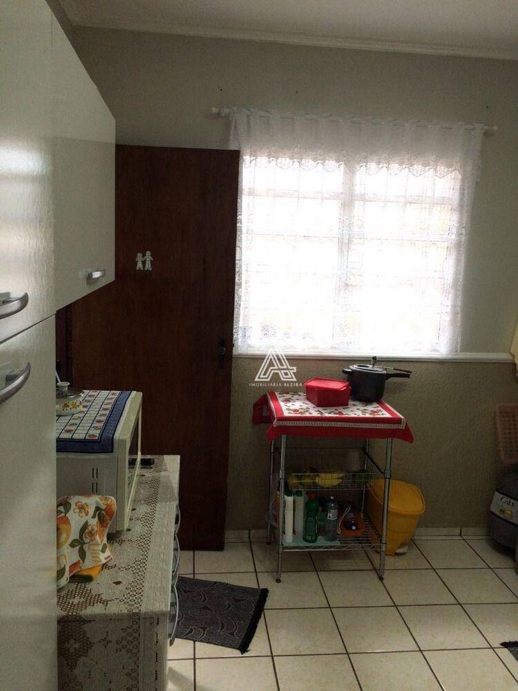 Casa, 5 quartos, 122 m² - Foto 3