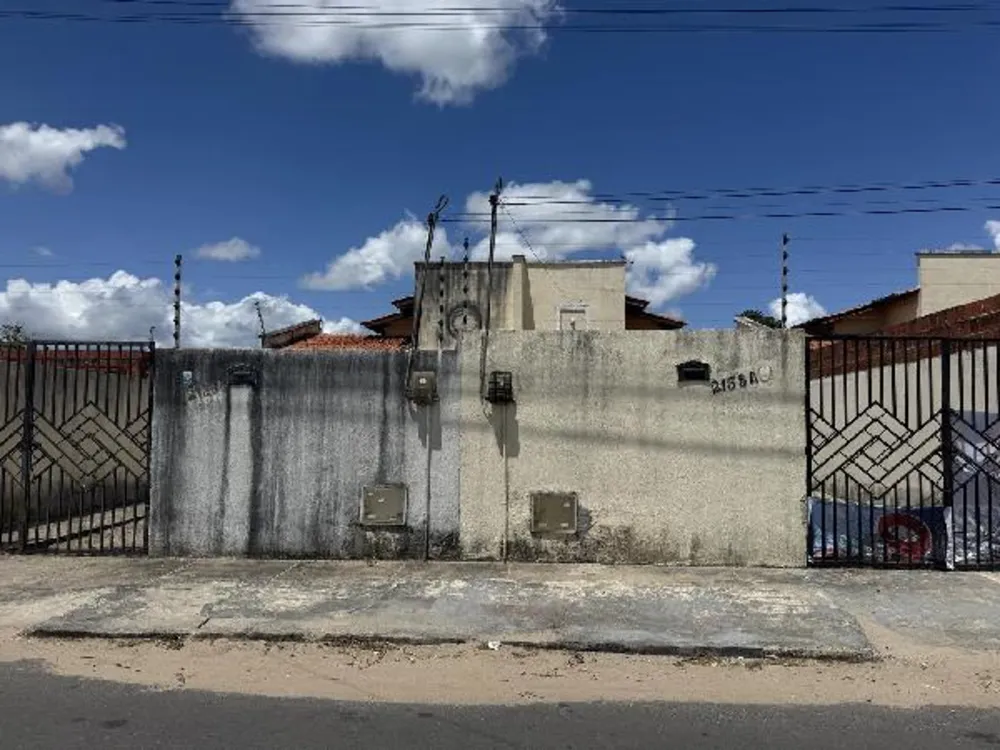 Casa, 2 quartos, 396 m² - Foto 1
