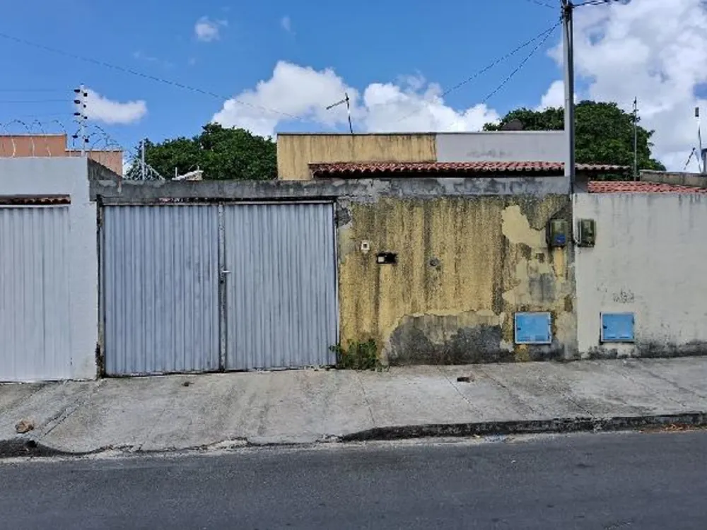 Casa, 2 quartos, 282 m² - Foto 1