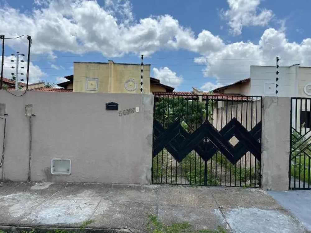Casa, 2 quartos, 396 m² - Foto 1
