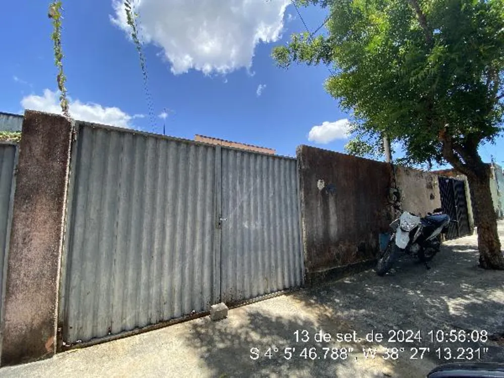 Casa, 2 quartos, 282 m² - Foto 2