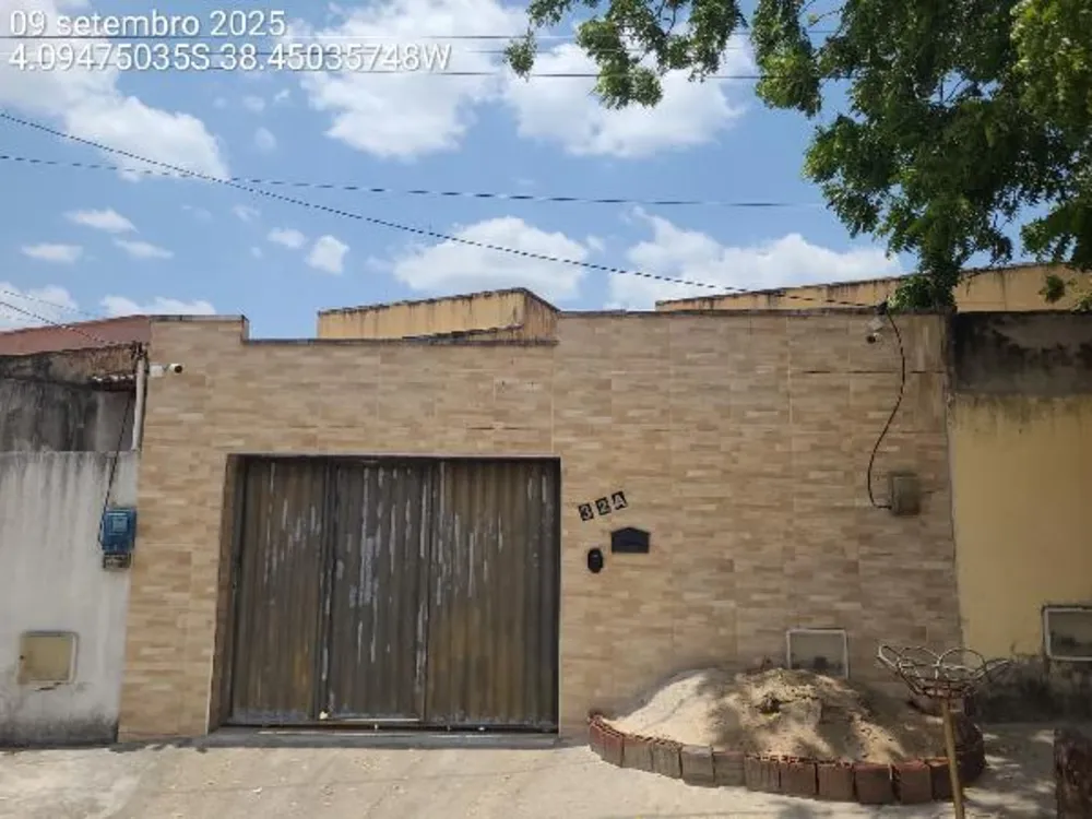 Casa, 2 quartos, 227 m² - Foto 1