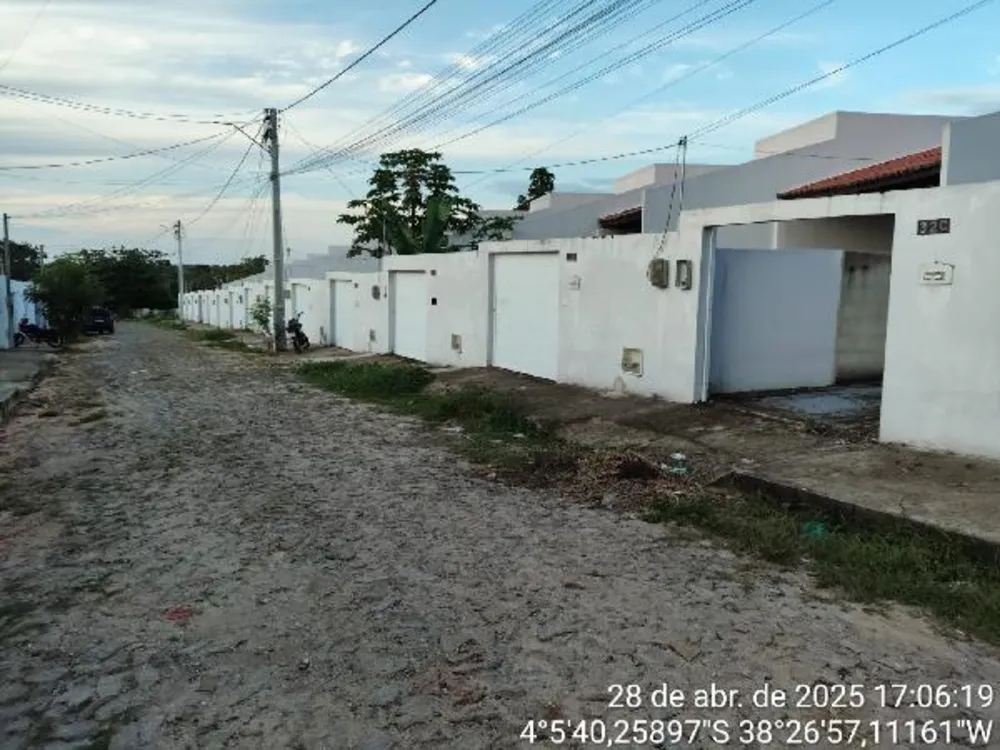 Casa, 2 quartos, 66 m² - Foto 1