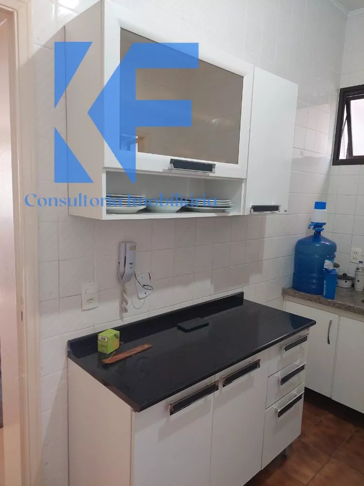 Apartamento à venda com 2 quartos, 65m² - Foto 11