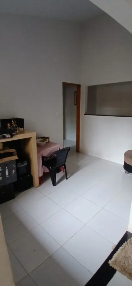 Chácara, 2 quartos, 1025 m² - Foto 2