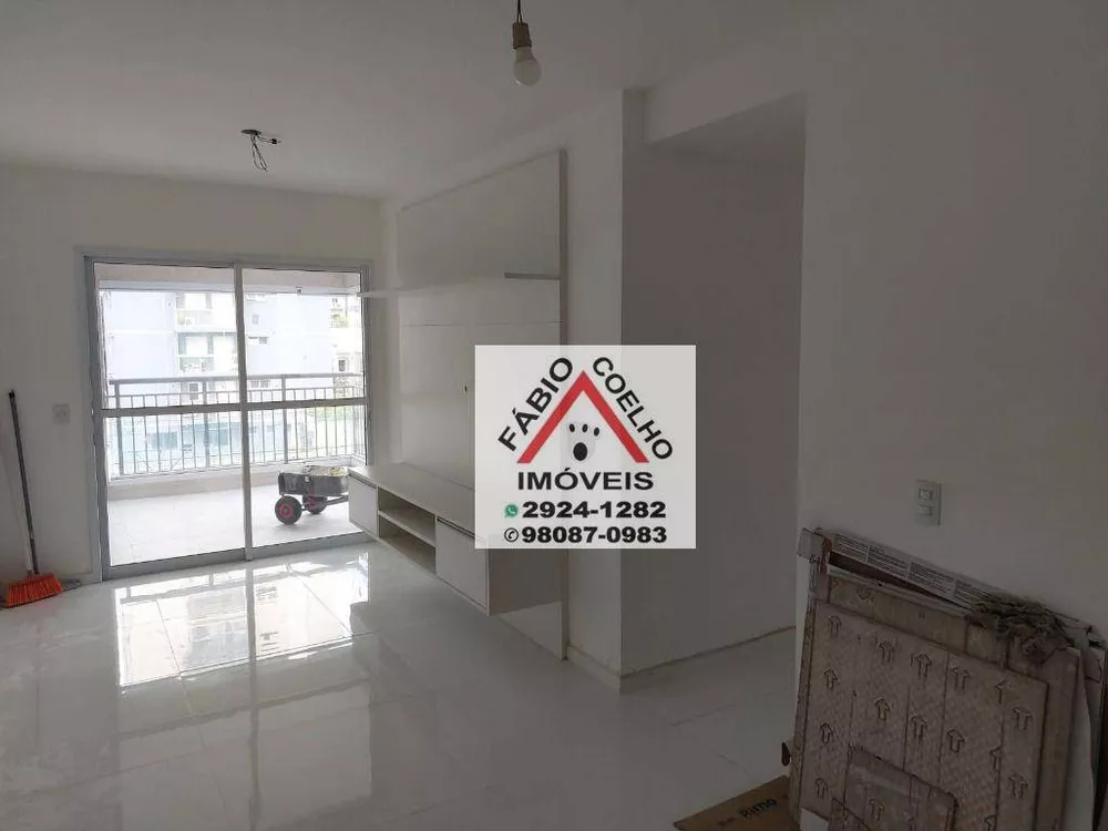 Apartamento à venda com 2 quartos, 66m² - Foto 4