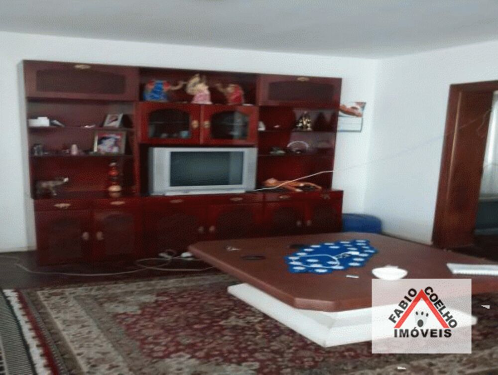 Casa, 4 quartos, 201 m² - Foto 1