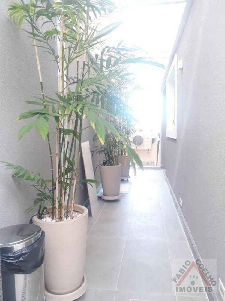 Sobrado à venda com 4 quartos, 240m² - Foto 12