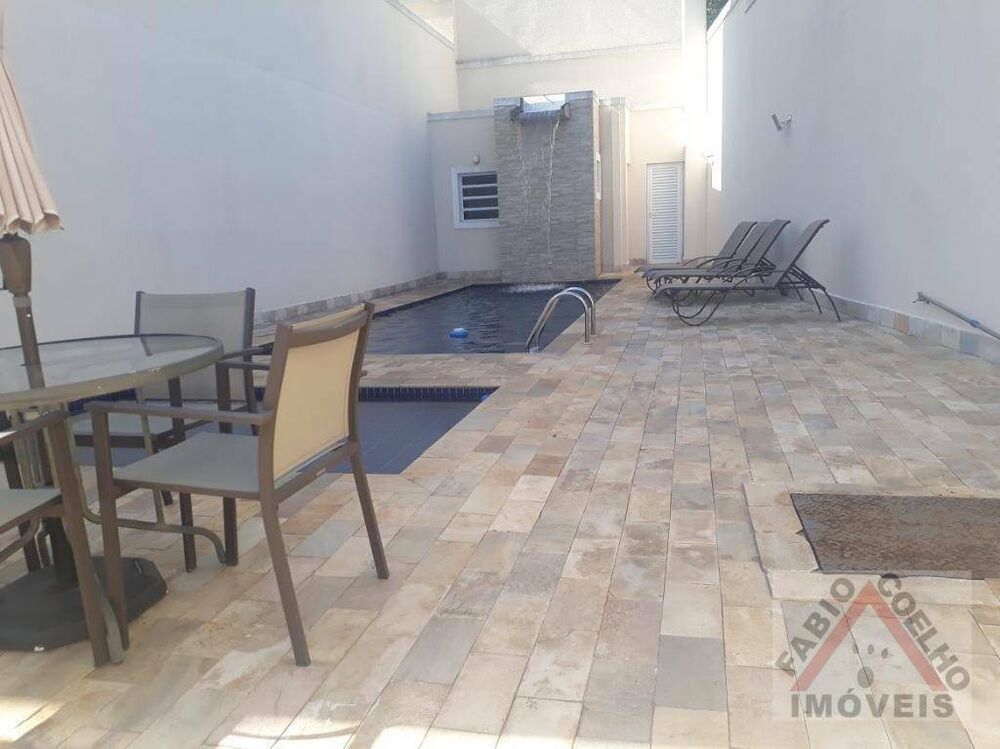 Sobrado à venda com 4 quartos, 240m² - Foto 16