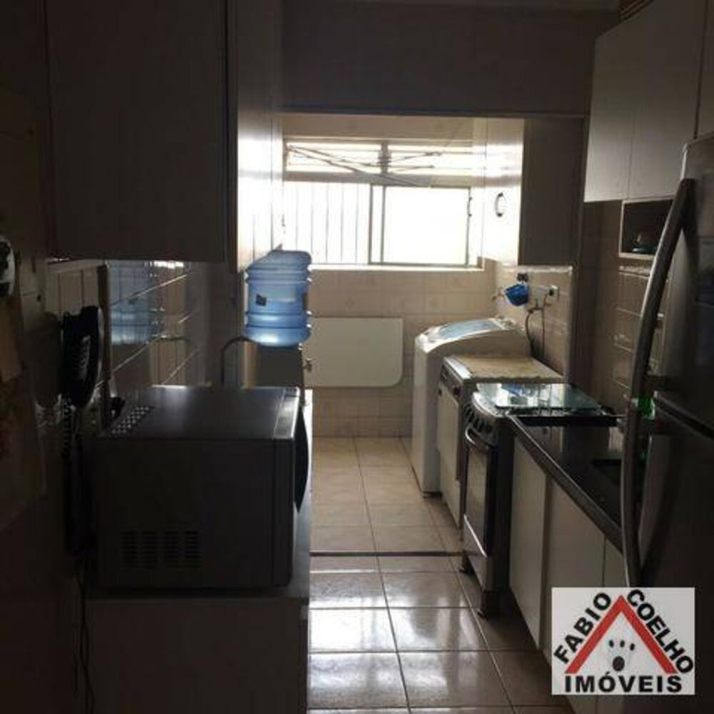 Apartamento à venda com 3 quartos, 68m² - Foto 4