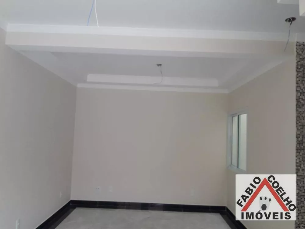 Sobrado à venda com 3 quartos, 77m² - Foto 3