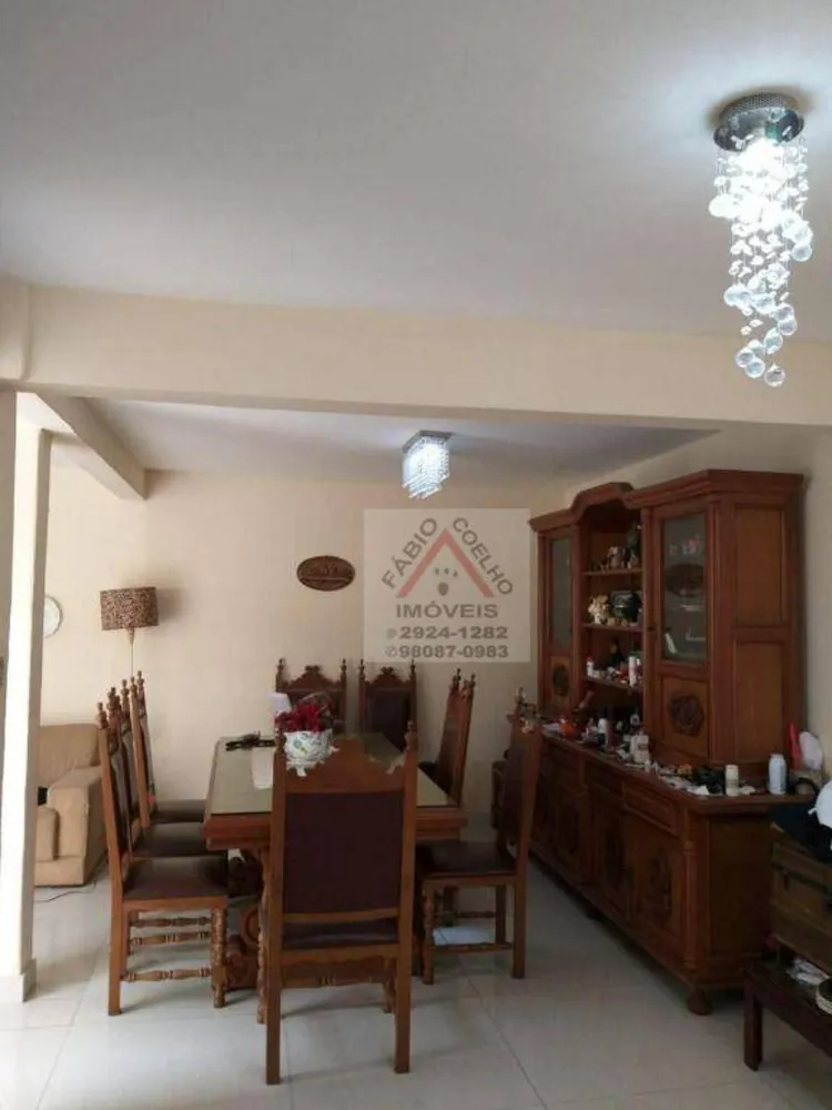 Casa, 3 quartos, 200 m² - Foto 9
