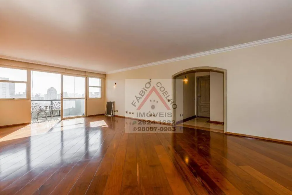 Apartamento, 3 quartos, 236 m² - Foto 1