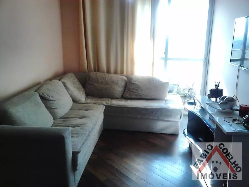 Apartamento à venda com 2 quartos, 65m² - Foto 3