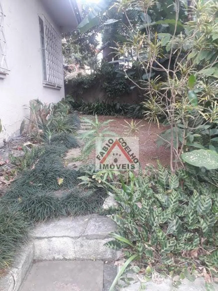 Sobrado, 5 quartos, 240 m² - Foto 1