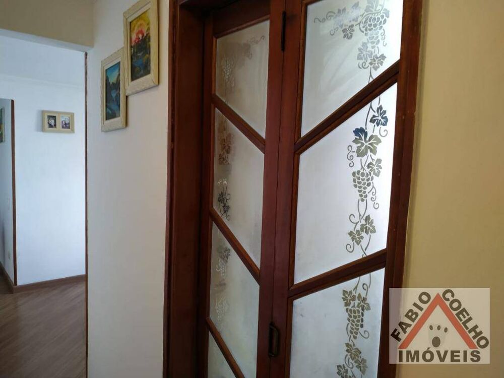 Apartamento à venda com 3 quartos, 68m² - Foto 4