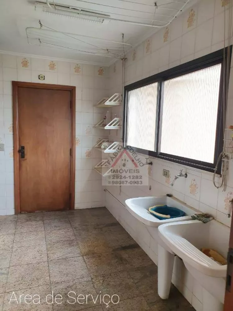 Apartamento à venda com 4 quartos, 169m² - Foto 2