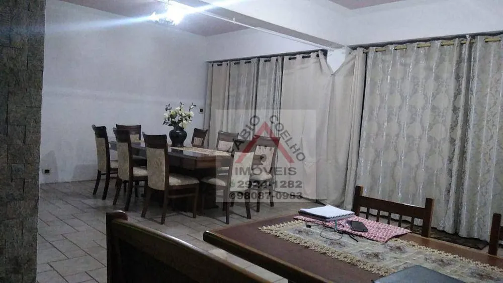 Casa, 4 quartos, 250 m² - Foto 11