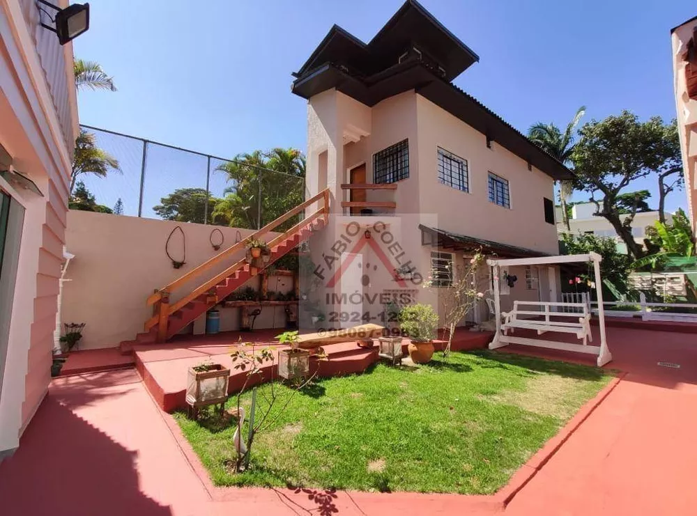 Casa à venda com 6 quartos, 450m² - Foto 4