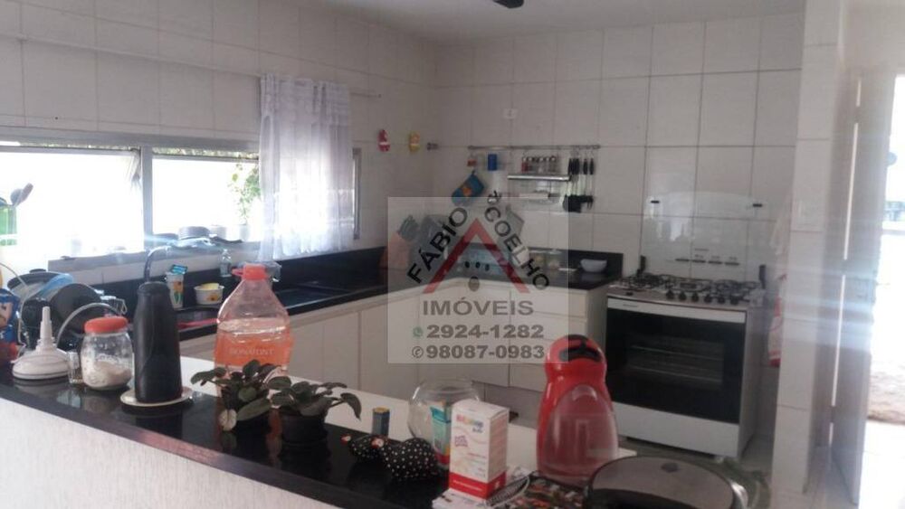 Sobrado à venda com 4 quartos, 258m² - Foto 3