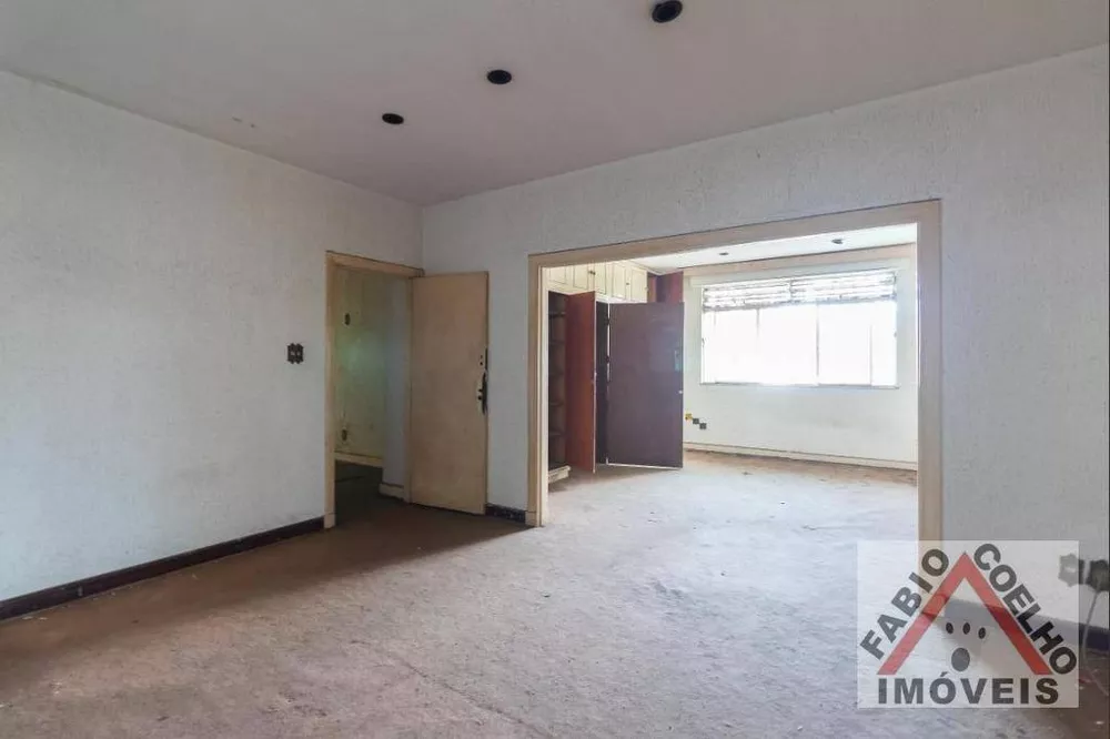 Casa à venda com 5 quartos, 1000m² - Foto 4