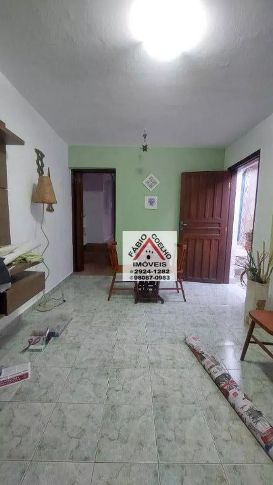 Casa à venda com 3 quartos, 90m² - Foto 2