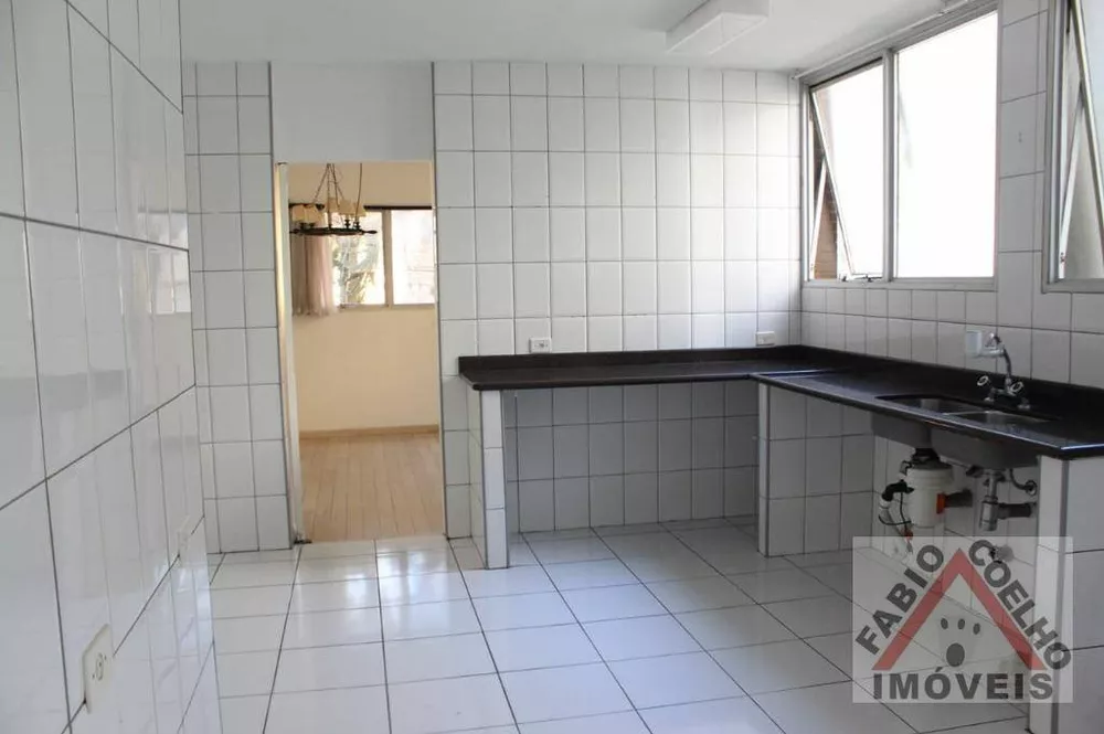 Apartamento à venda com 3 quartos, 300m² - Foto 3