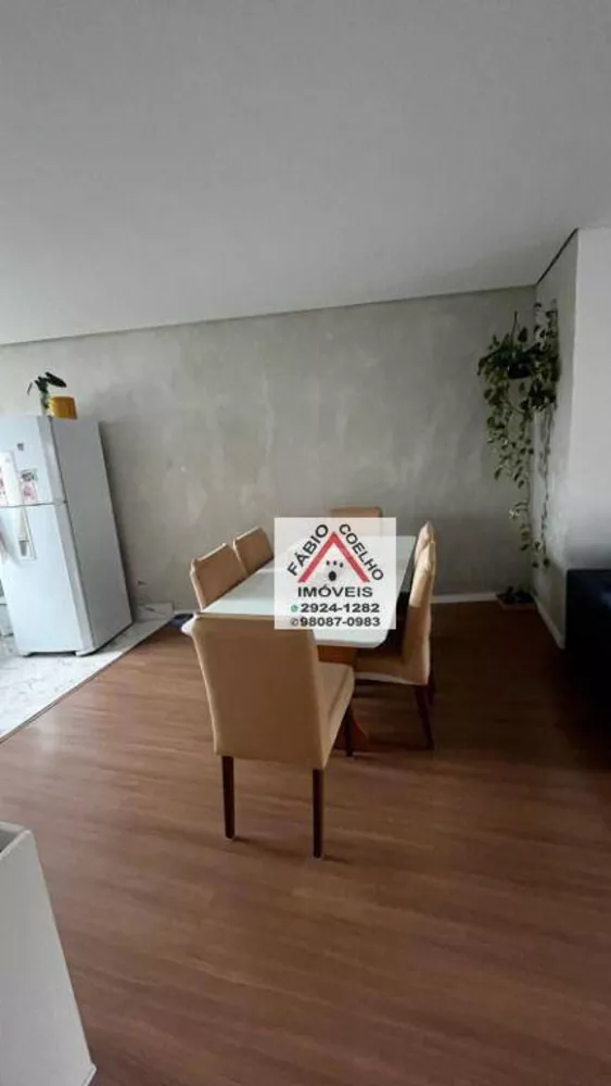 Sobrado à venda com 2 quartos, 100m² - Foto 2