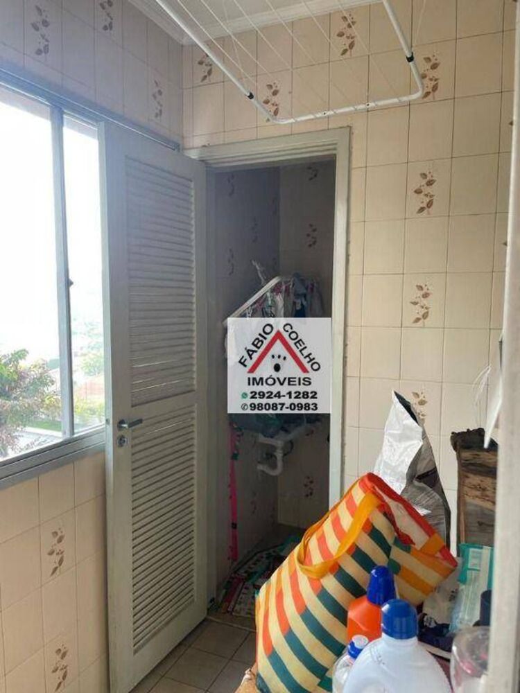 Apartamento à venda com 3 quartos, 96m² - Foto 4