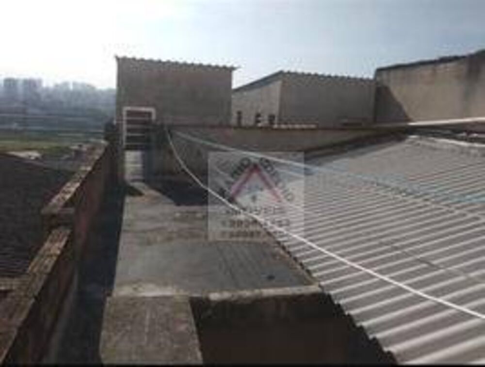 Casa à venda com 10 quartos, 310m² - Foto 4
