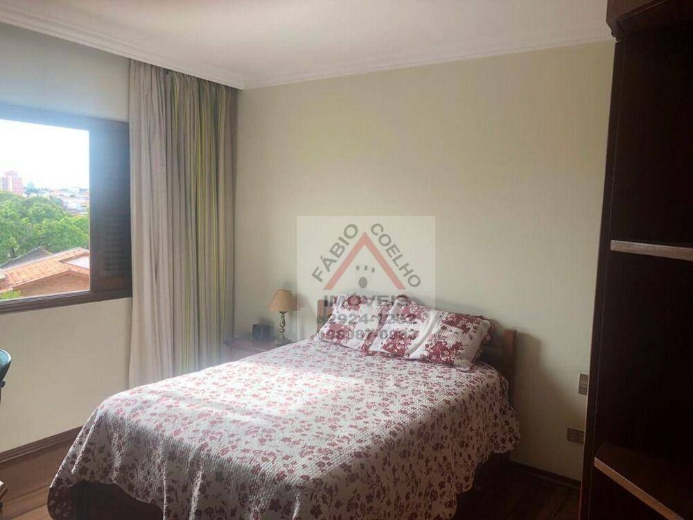 Sobrado, 3 quartos, 251 m² - Foto 2
