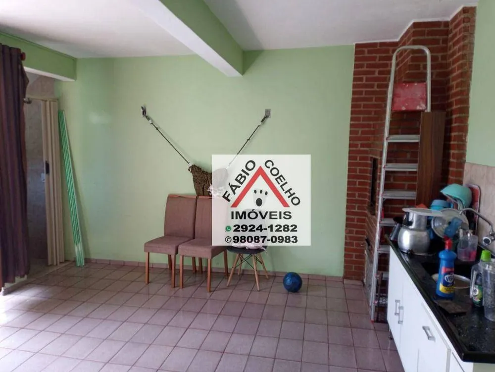 Casa, 3 quartos, 250 m² - Foto 2
