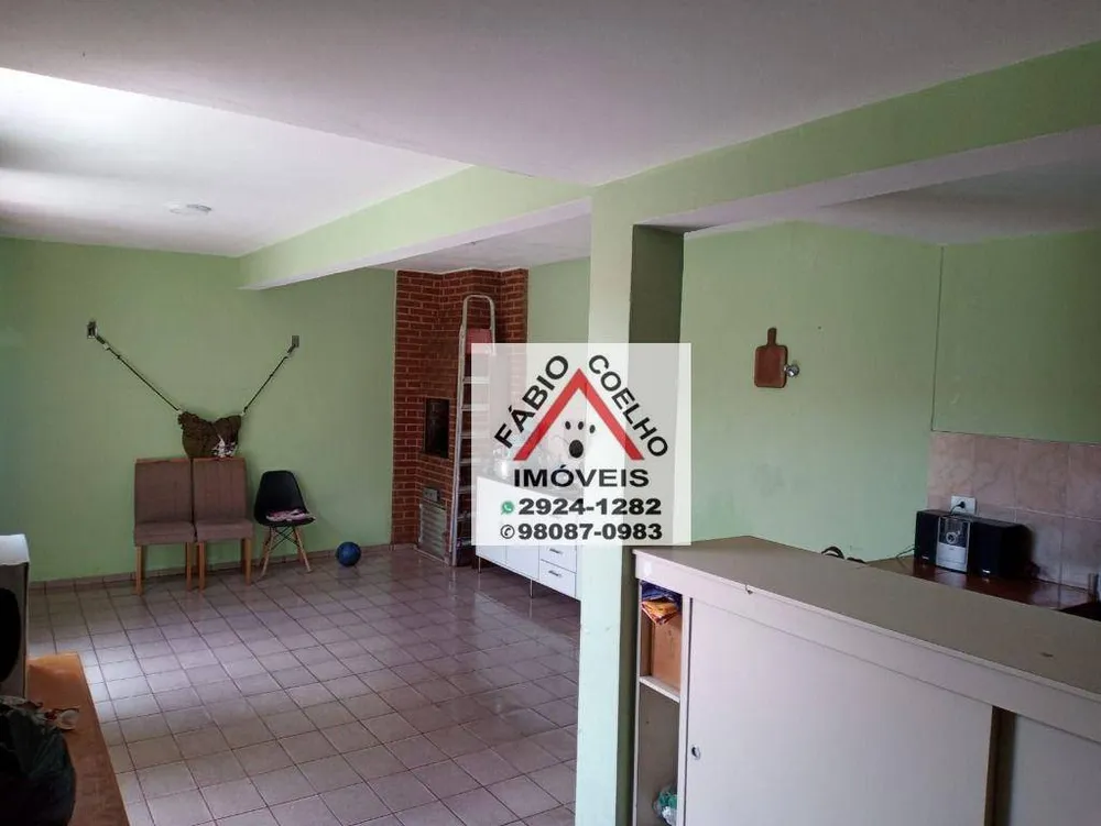 Casa, 3 quartos, 250 m² - Foto 1