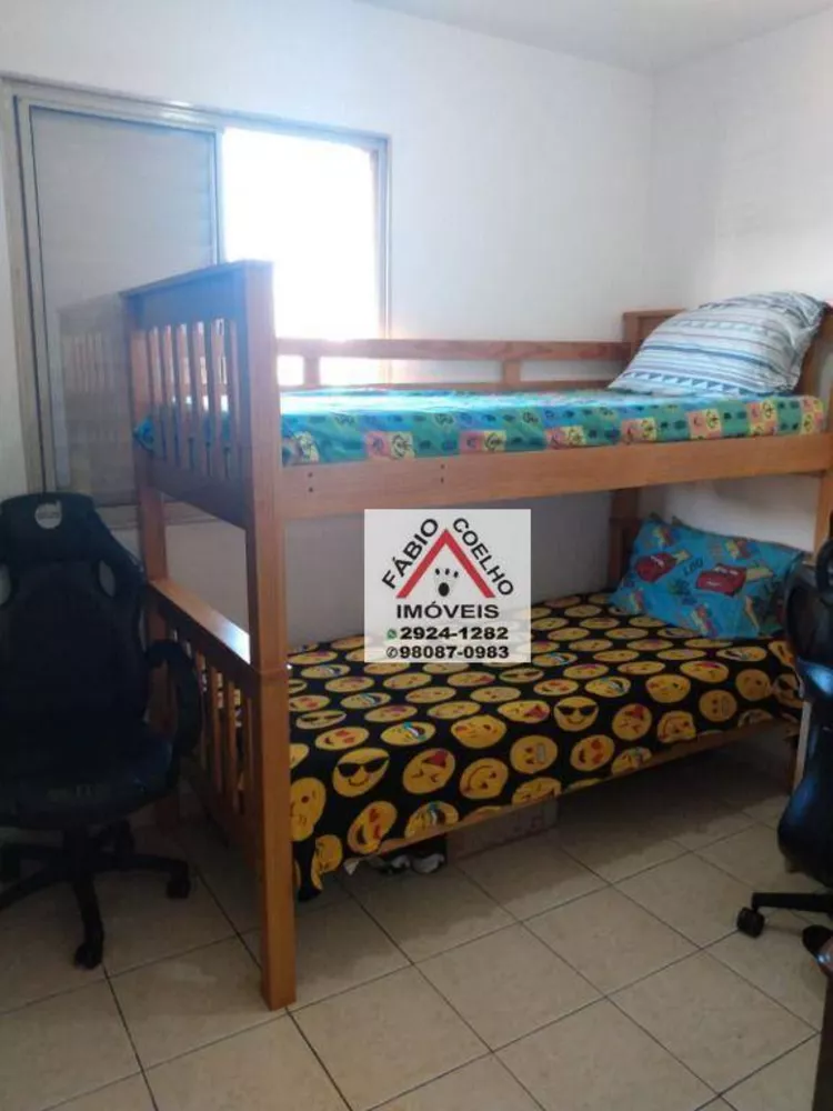 Apartamento à venda com 3 quartos, 70m² - Foto 2