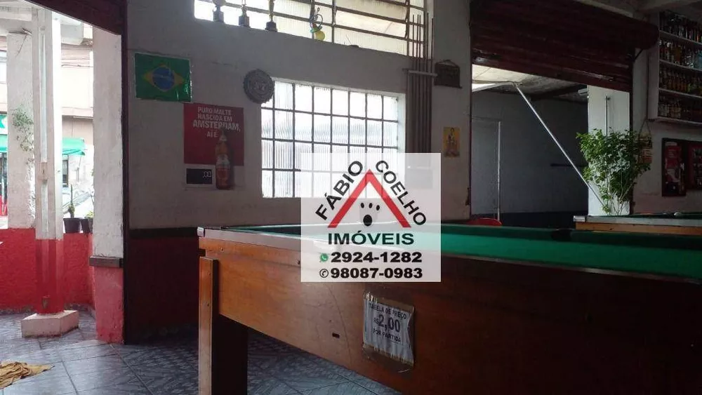 Sobrado à venda com 3 quartos, 300m² - Foto 1