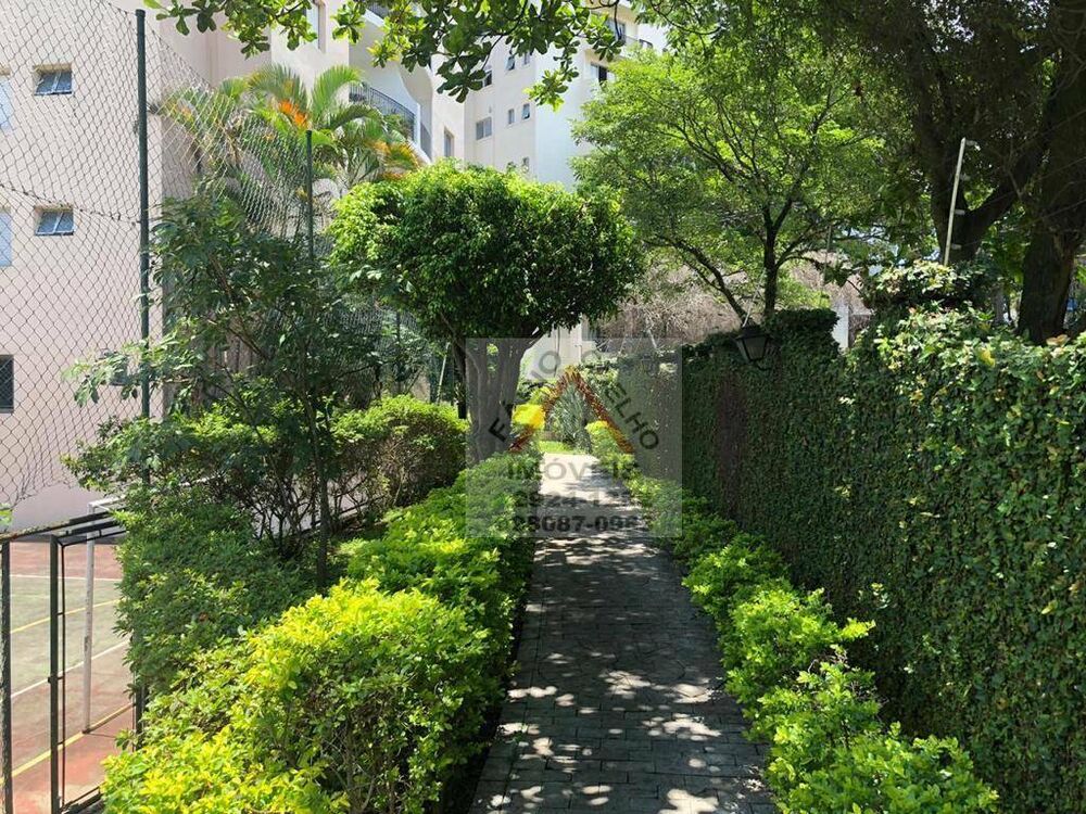 Apartamento à venda com 3 quartos, 140m² - Foto 11