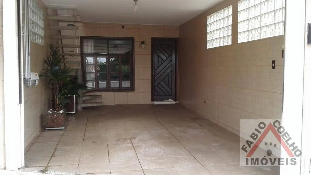 Casa, 3 quartos, 110 m² - Foto 1