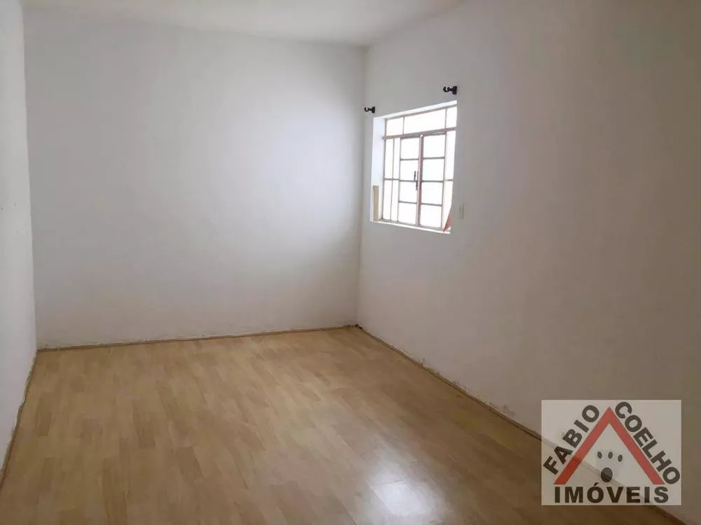 Casa à venda com 7 quartos, 384m² - Foto 3