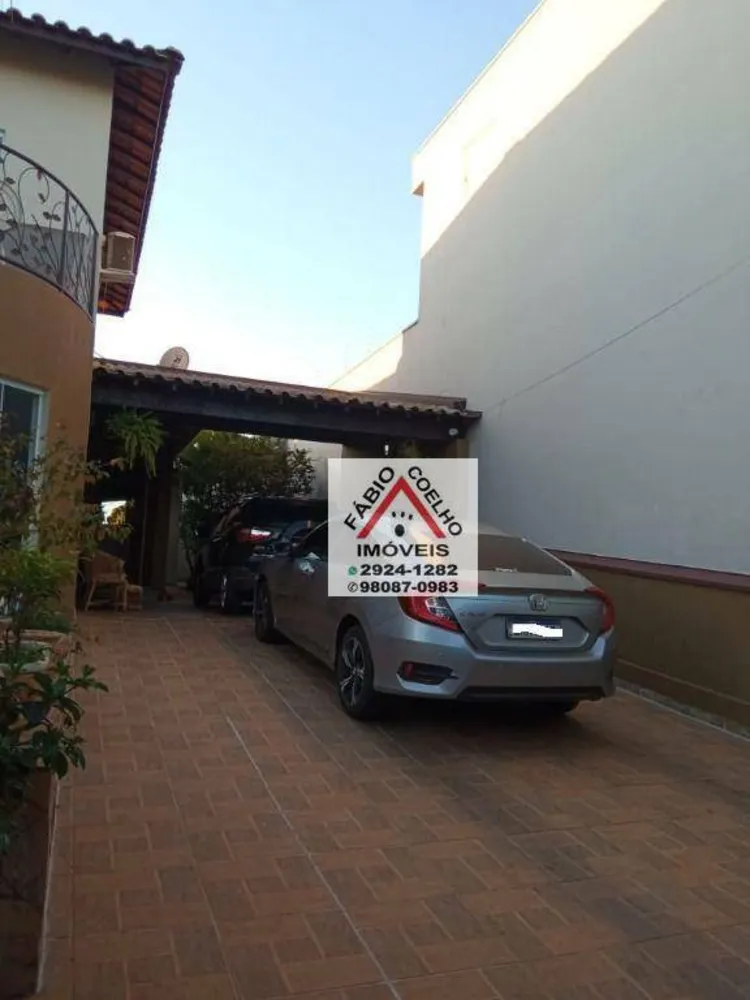 Casa, 4 quartos, 250 m² - Foto 1