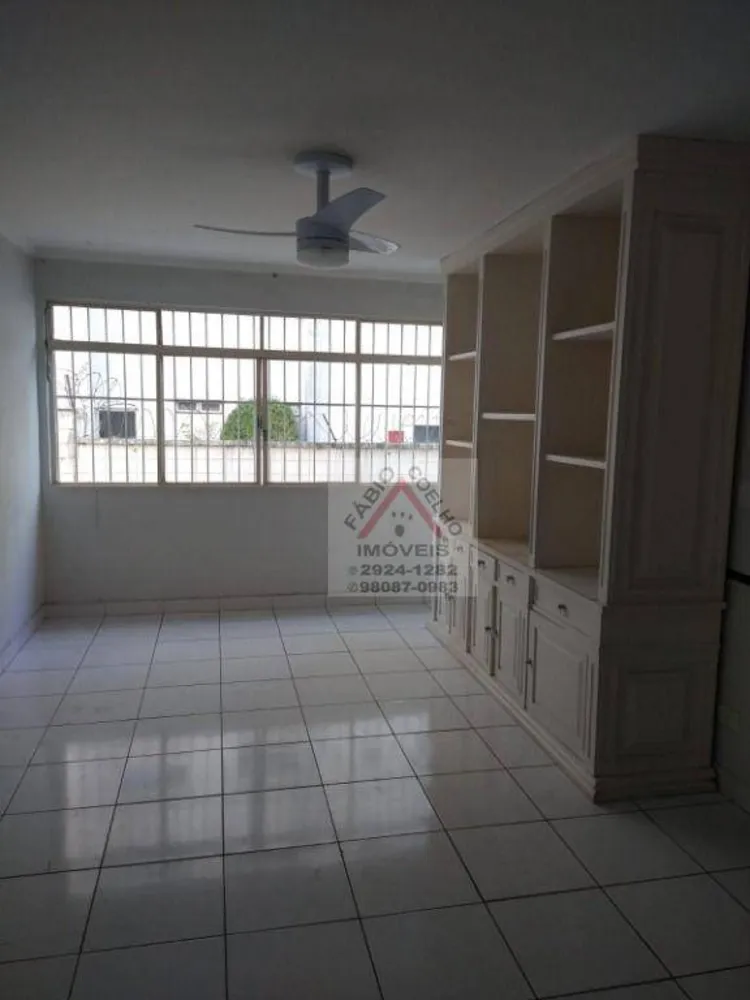 Apartamento, 3 quartos, 130 m² - Foto 2