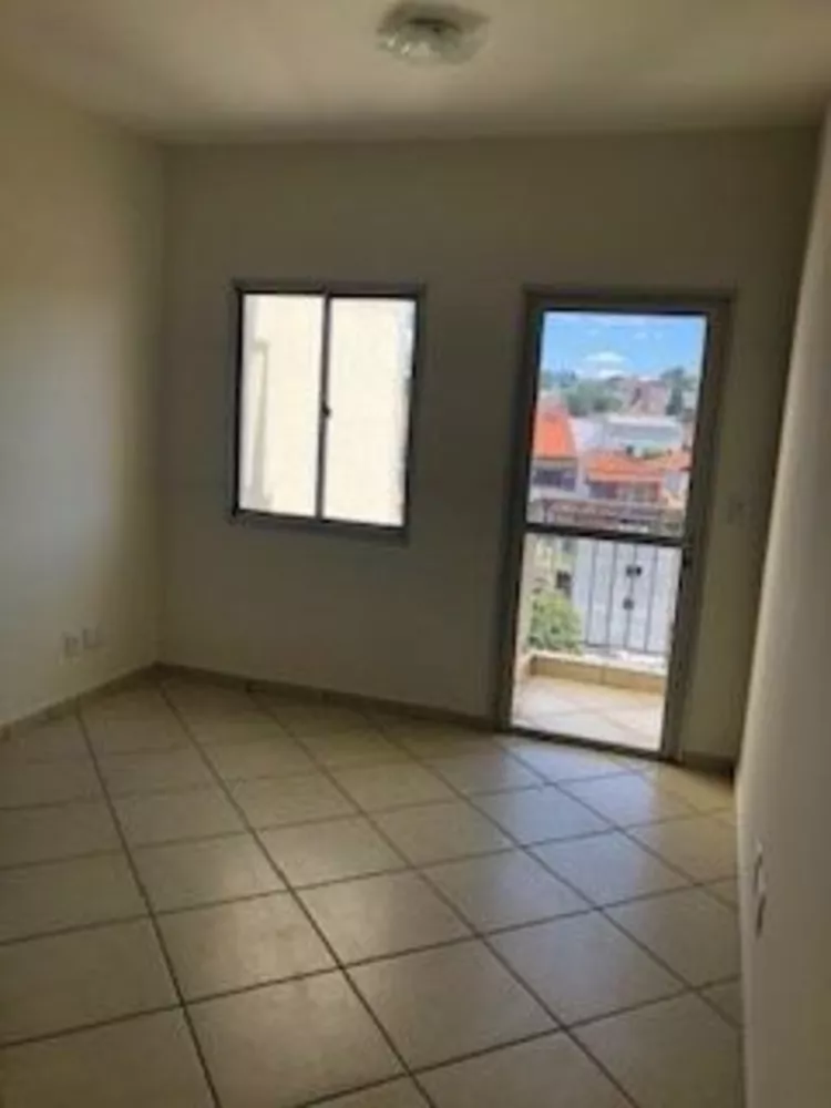 Apartamento à venda com 2 quartos, 60m² - Foto 1