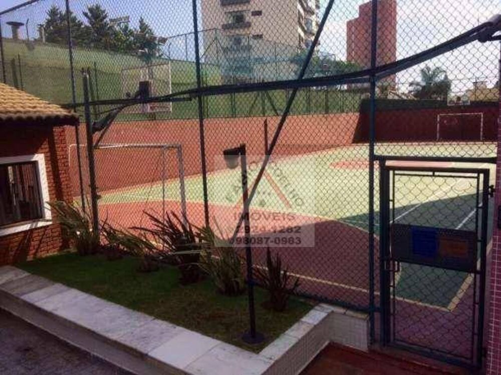 Cobertura à venda com 4 quartos, 250m² - Foto 7