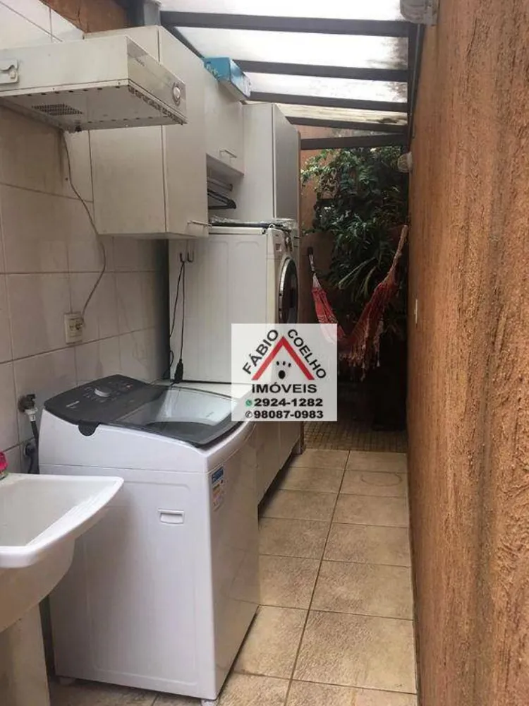 Sobrado, 3 quartos, 236 m² - Foto 1