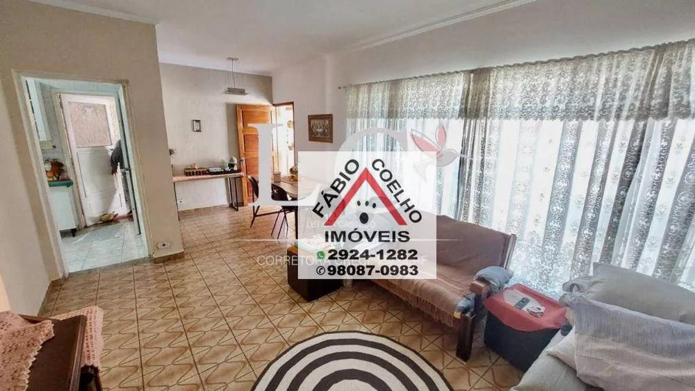 Sobrado à venda com 3 quartos, 250m² - Foto 2